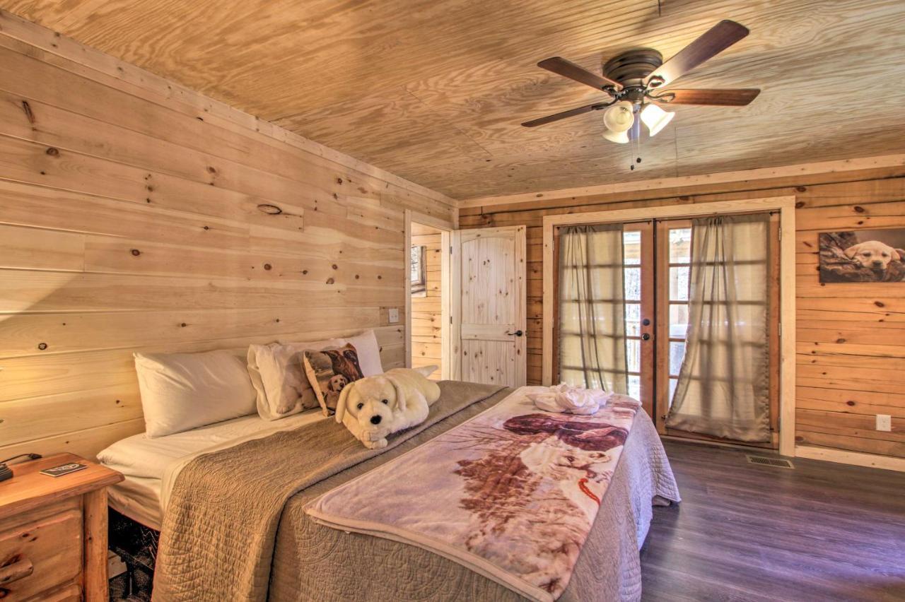 The Phoenix Cabin With Hot Tub In Gatlinburg! Экстерьер фото